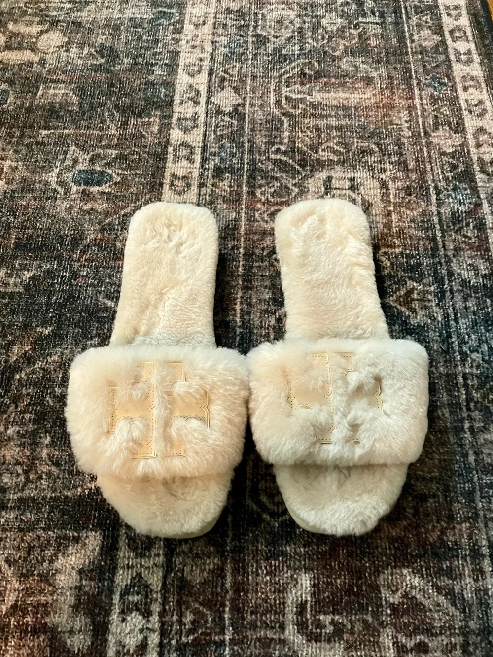 Tory Burch double t shearling slides size 10 women’s